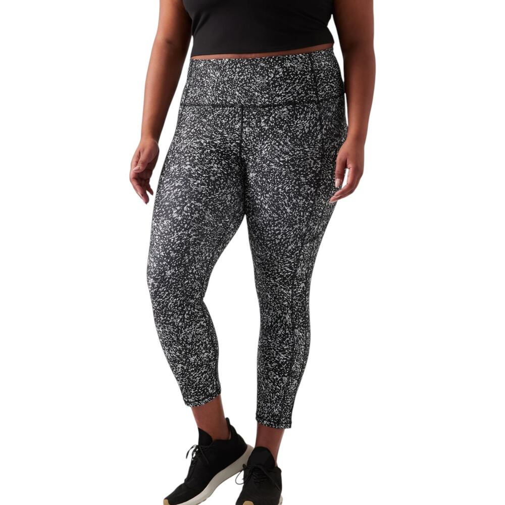 Athleta Ultimate Stash 7/8 Tight in Storm Texture Black Size 2X NWT